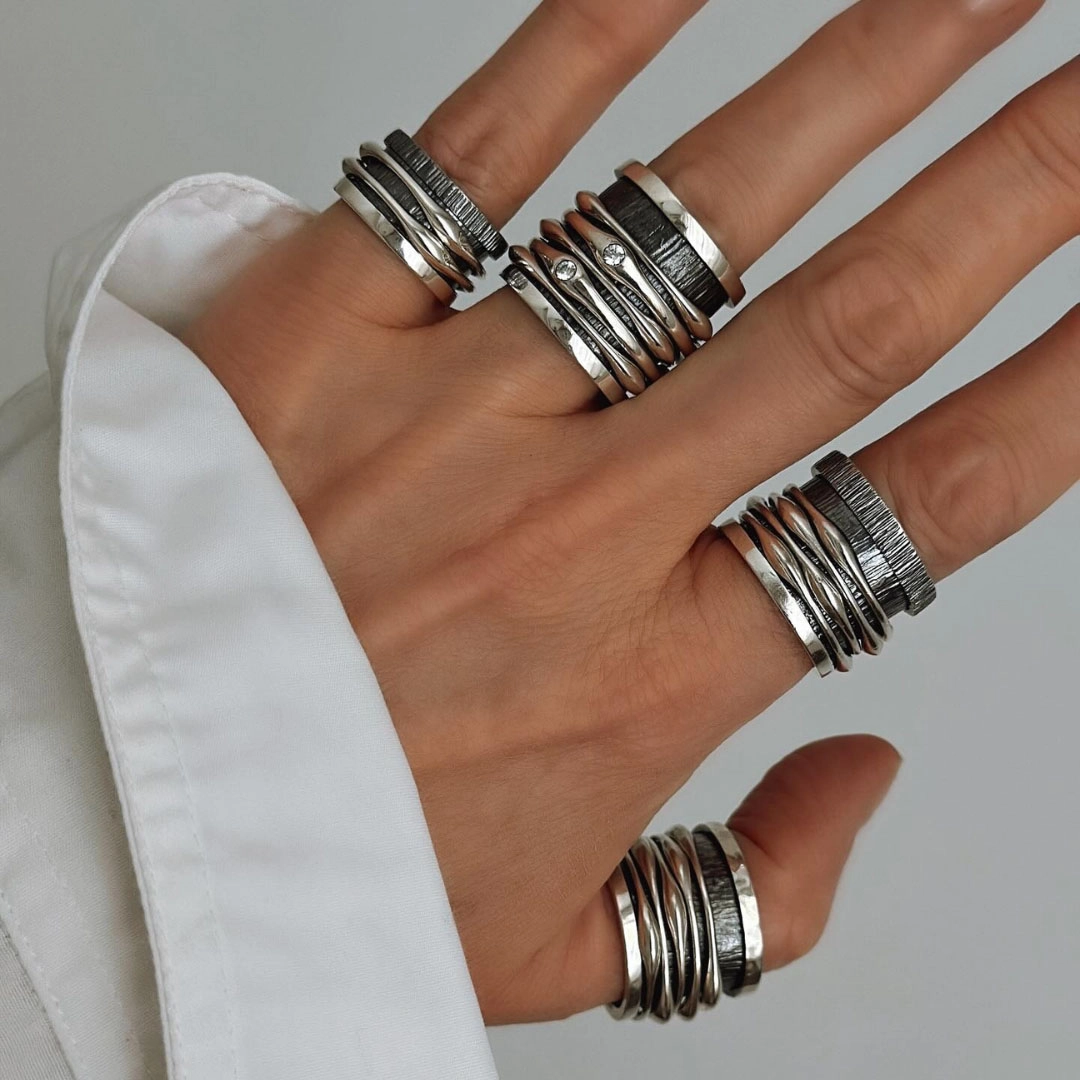 RINGS